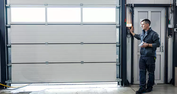 Our Garage Door Repair Services in Hunters Creek, FL
