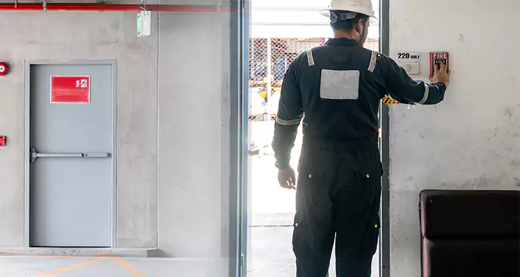 Emergency Fire Exit Door Repair in Hunters Creek, FL