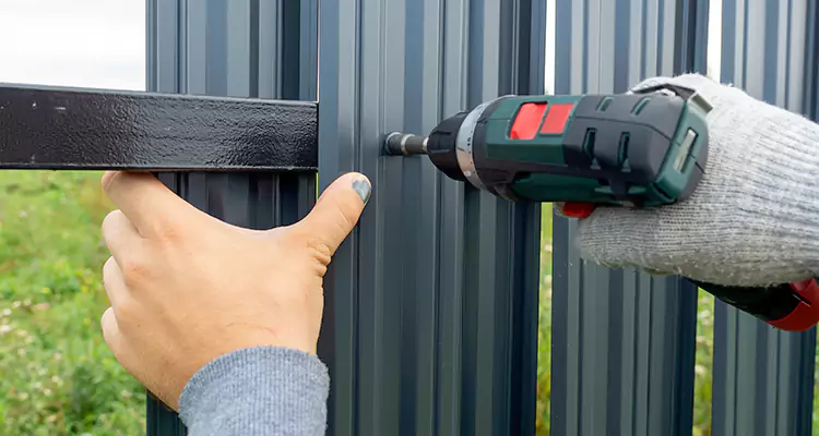 Metal Gate Repair in Hunters Creek, FL