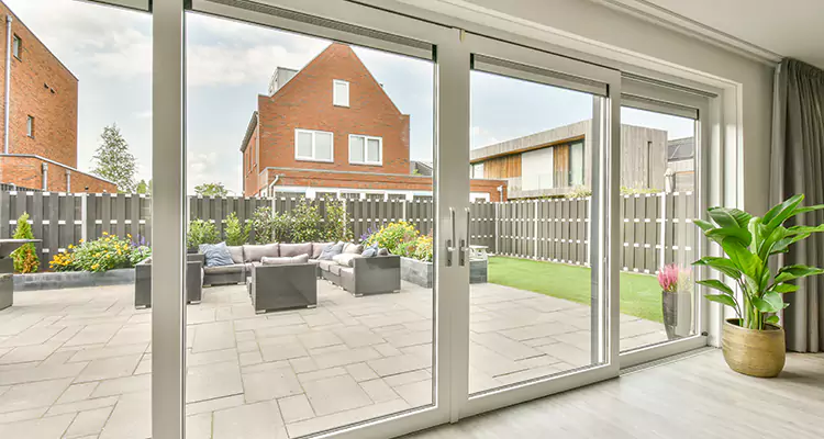 Best Sliding Screen Door Replacement Company in Hunters Creek, FL