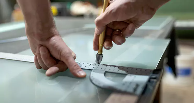 Glass Scratch Repair in Hunters Creek, FL