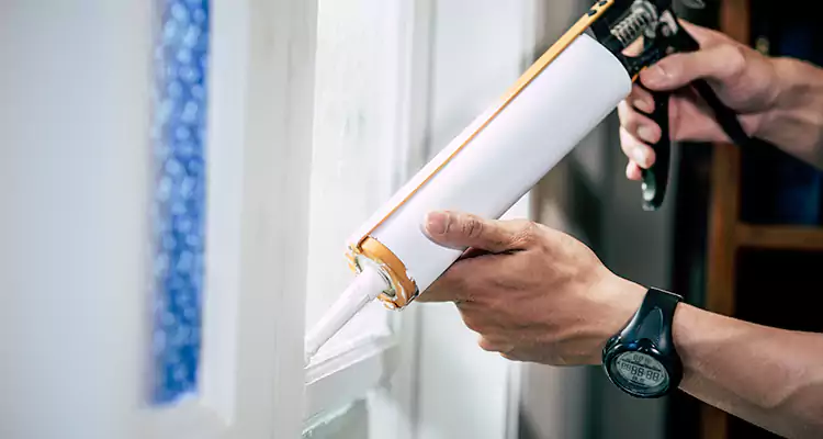 Windows Leaking Air Repair in Hunters Creek, FL