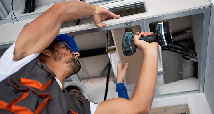 Emergency Overhead Door Repair in Hunters Creek, FL