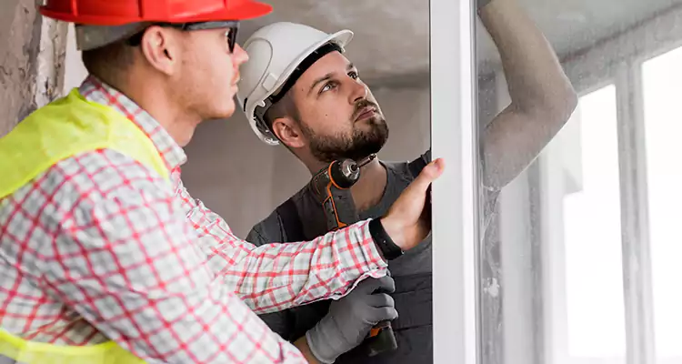 Sliding Patio Door Sticking? Expert Repair in Hunters Creek, FL.