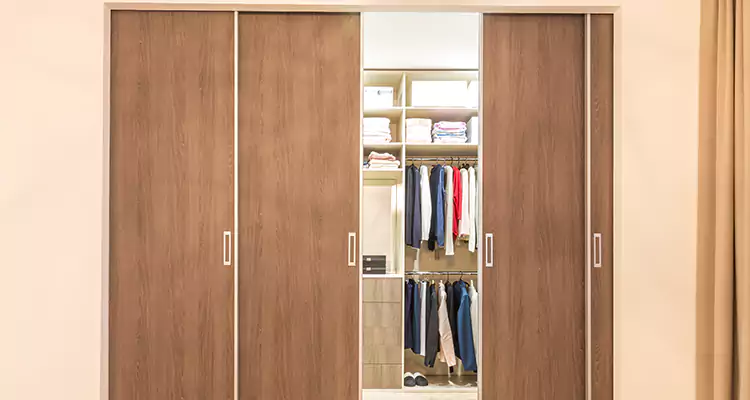 Sliding Closet Wardrobe Repairs in Hunters Creek, FL