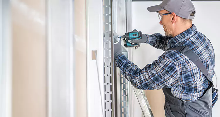 Sliding Patio Door Handle Repair in Hunters Creek, FL