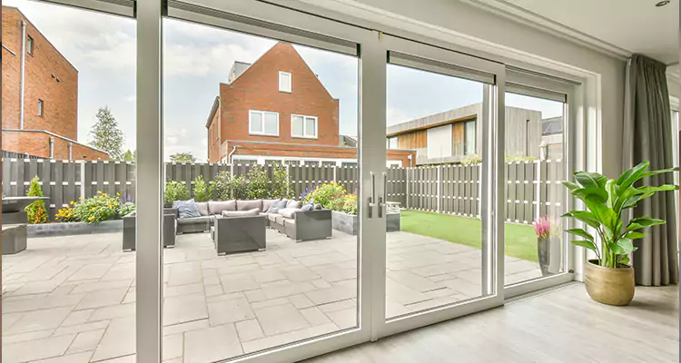 3 Panel Sliding Glass Door Repair in Hunters Creek, FL